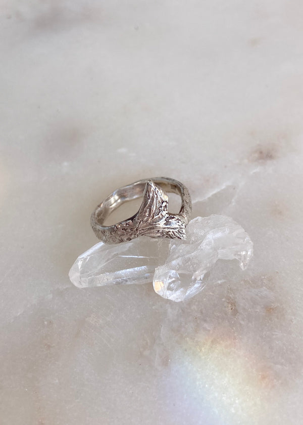 Whale Tail Ring - Silver