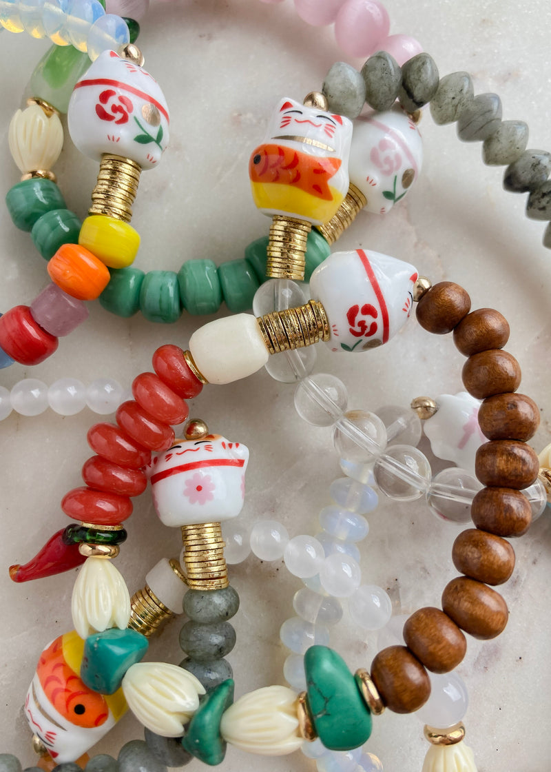 Mika Bracelet with Pikakes