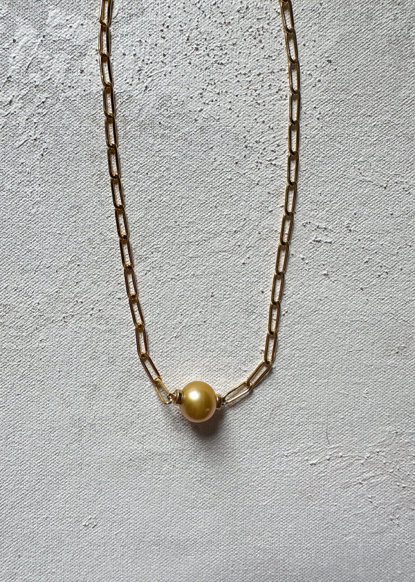 Luxe Lone South Sea Pearl
