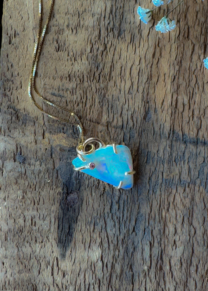 14k Opal Radiance Necklace