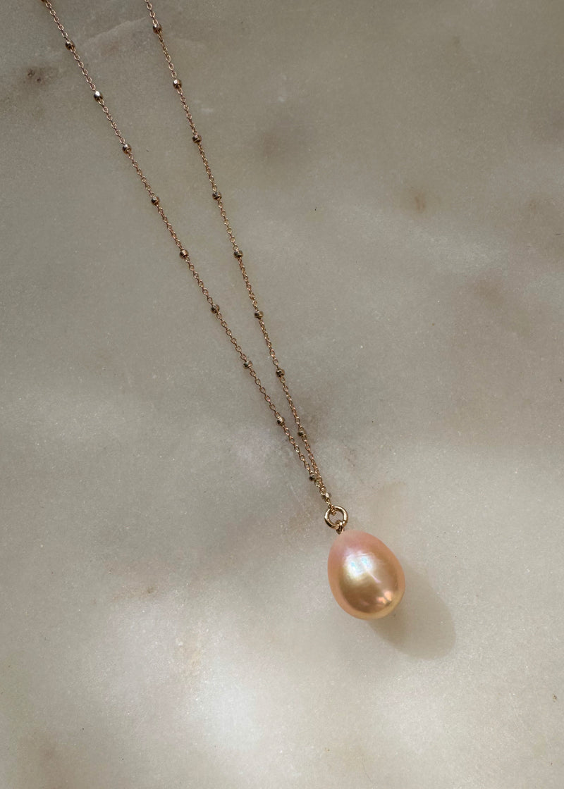 Pink Freshwater Drop Pearl on Rose Gold Satellite Chain