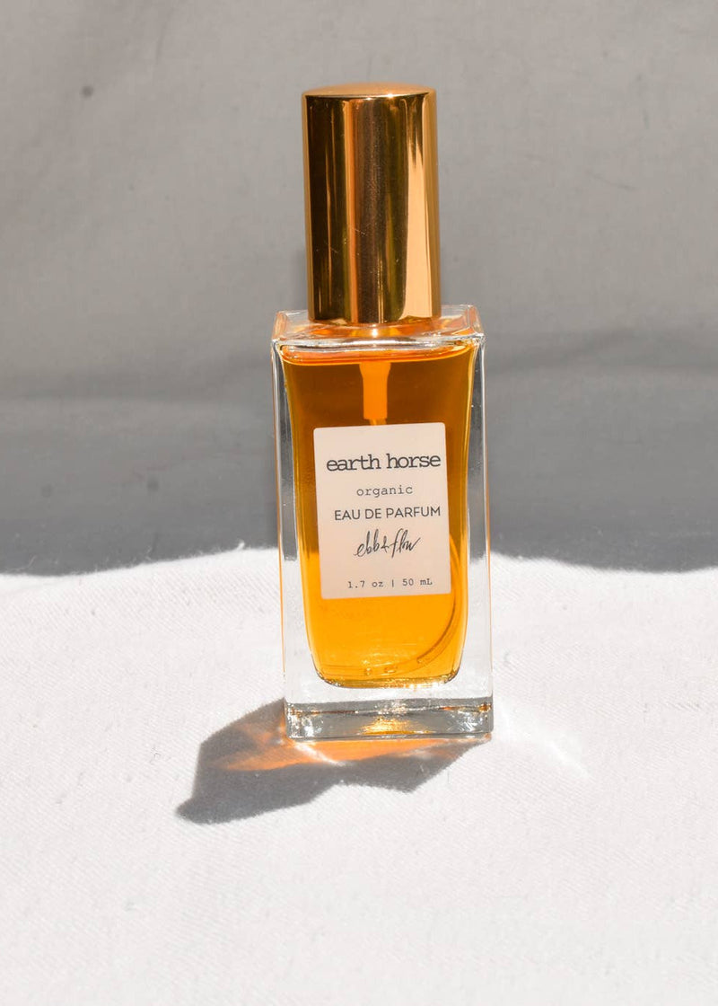 Earth Horse - Organic Perfume - Vetiver x Sandalwood x Amber
