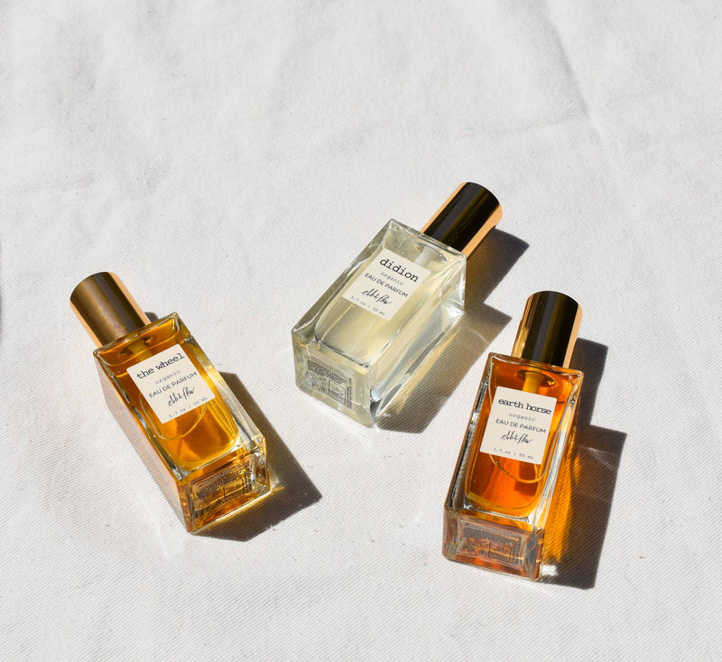 Earth Horse - Organic Perfume - Vetiver x Sandalwood x Amber
