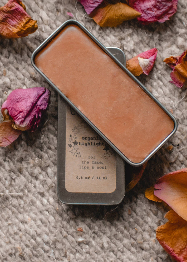 Celeste - Rose Gold Makeup Highlighter/Luminizer