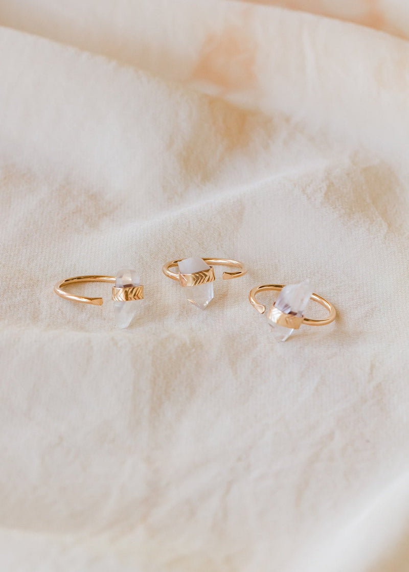 Arrow Luxe Ring - Clear Quartz