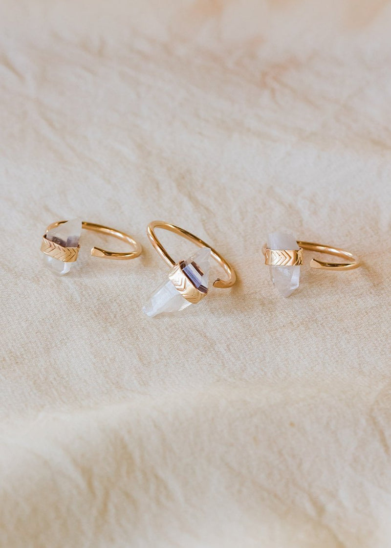 Arrow Luxe Ring - Clear Quartz
