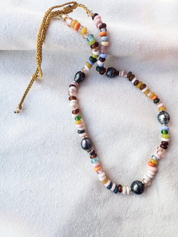 Roa Necklace