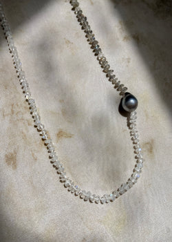 Lago - Rainbow Moonstone x Labradorite