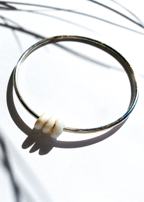 Single Bangle with Pukas