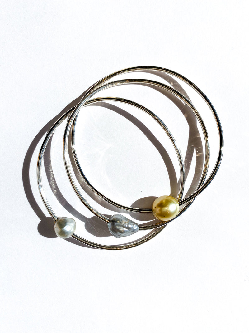 Wave Bangle Set with Pearls