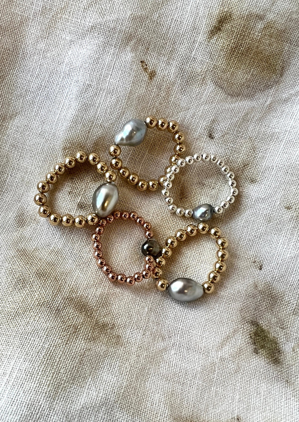 Stretchy Single Keshi Ring