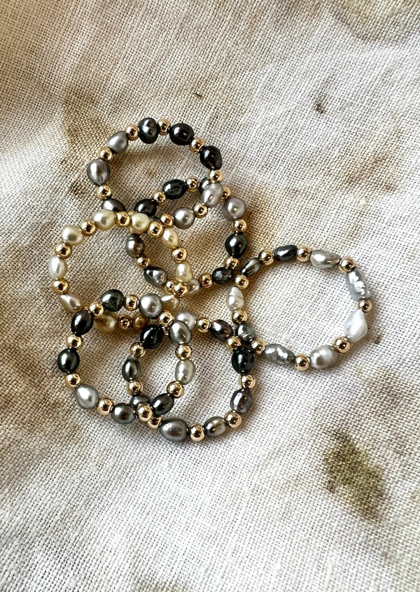 Stretchy Petit Keshi All Around Ring