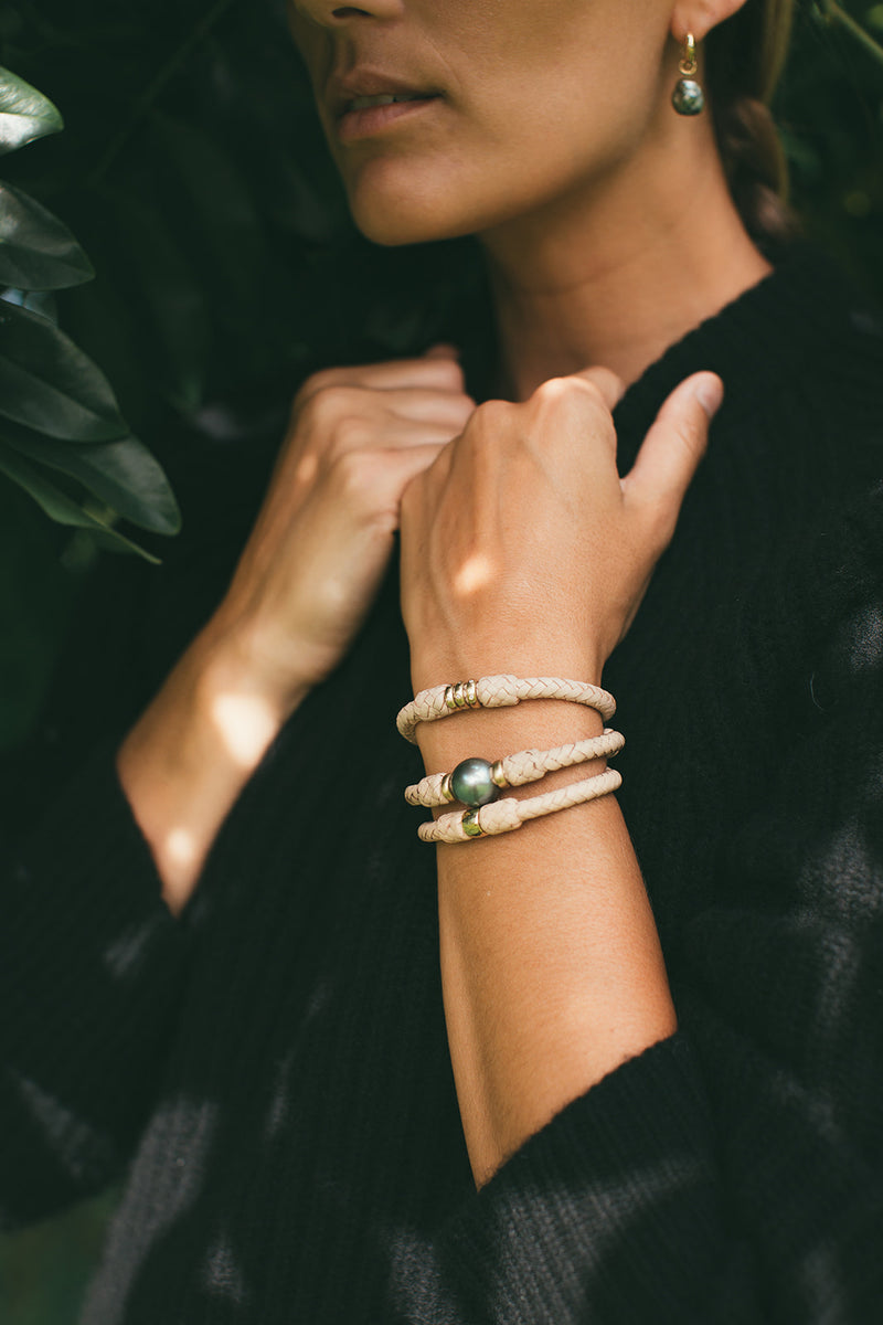 Maupiti Tahitian Pearl 14KT Leather Choker